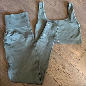 SET Active Vegas Sculptflex Box Cut Bra and Leggings Set